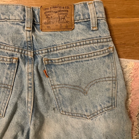 SOLD DEPOP Vintage 550 Levi’s Jeans - Picture 6 of 8